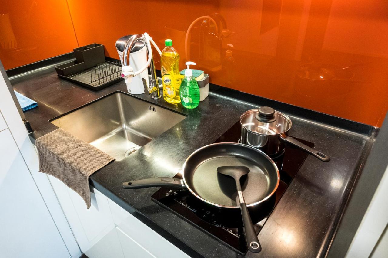 Luxury Arcoris Mont Kiara Nx 163Mall 1Bedroom 4 Pax Kuala Lumpur Exteriör bild