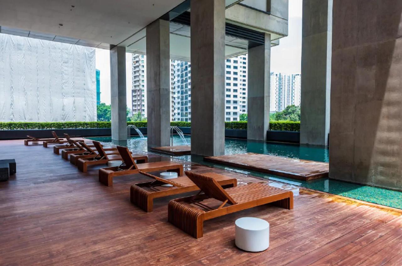 Luxury Arcoris Mont Kiara Nx 163Mall 1Bedroom 4 Pax Kuala Lumpur Exteriör bild